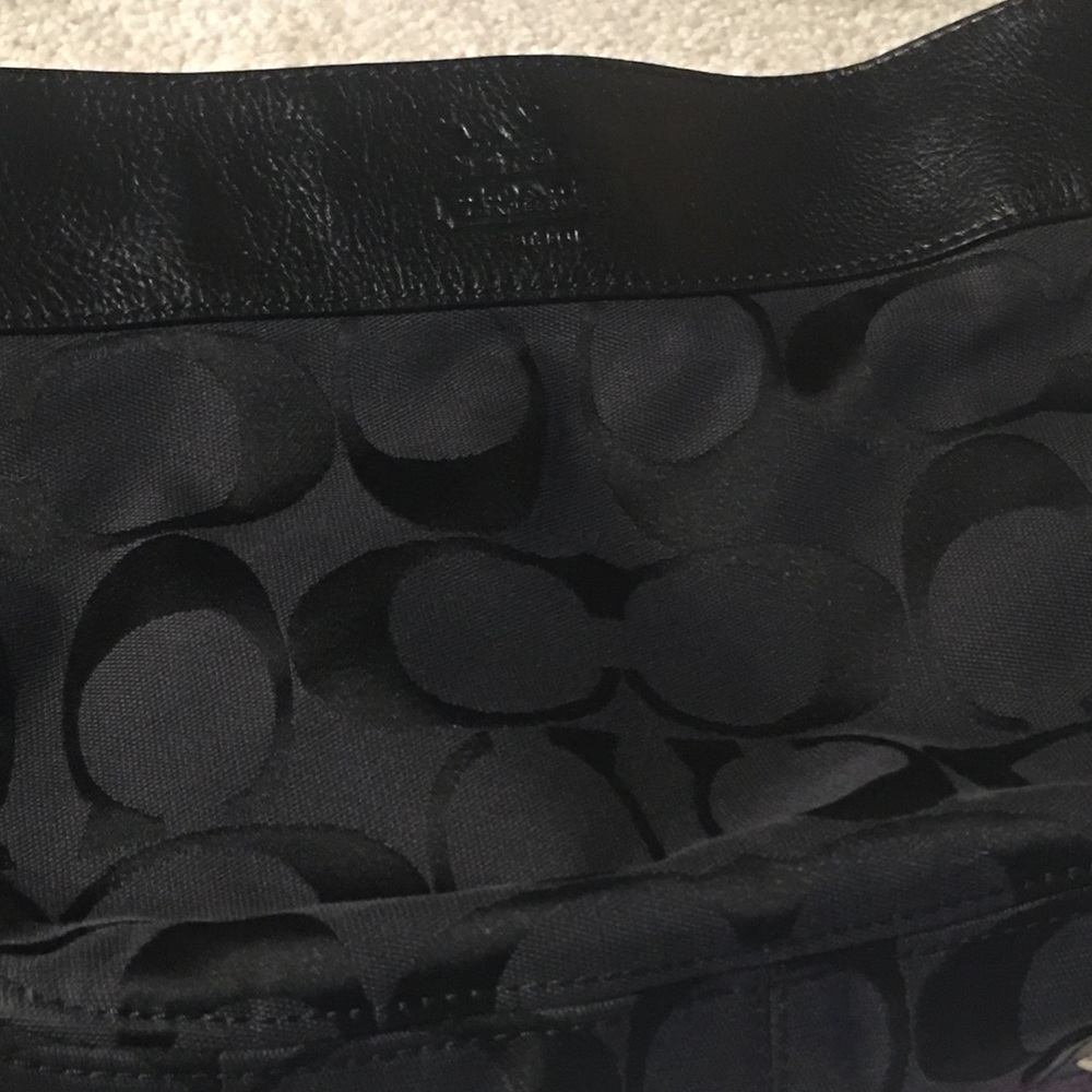 Authentic coach - Picture 4 of 4